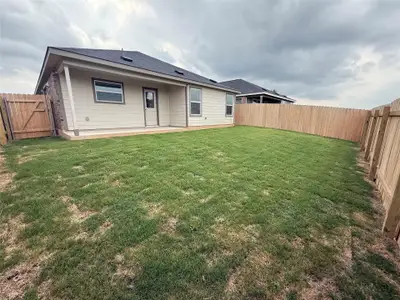 New construction Single-Family house 145 Sormonne Lp, Kyle, TX 78640 plan Mason - image