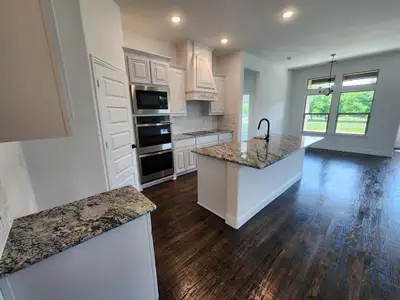 New construction Single-Family house 376 Willie'S Ct, Whitesboro, TX 76273 - image 7