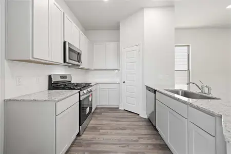 New construction Single-Family house 13439 Sun Cay Dr, Houston, TX 77047 plan Patton - image 3