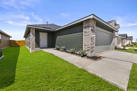 New construction Single-Family house 16035 Mahogany Wy, Elmendorf, TX 78112 plan The Barton - image