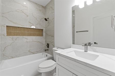 New construction Single-Family house 1420 W 34Th 1/2 St, Houston, TX 77018 - image 19