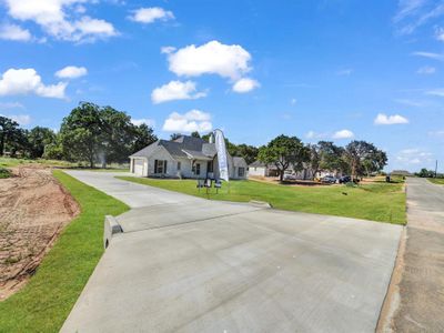 New construction Single-Family house 1012 Arbor Vista Dr, Azle, TX 76020 - image 19