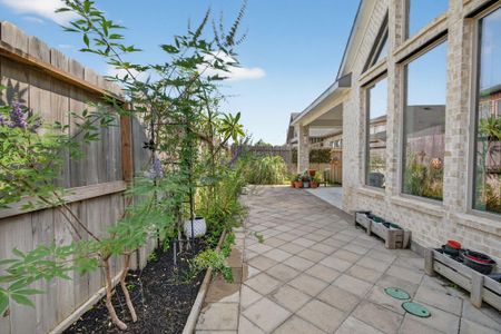 New construction Single-Family house 31418 Golden Cliffs Ln, Fulshear, TX 77441 - image 4