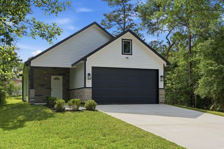 New construction Single-Family house 15011 Indian Hill Trl, Willis, TX 77378 - image