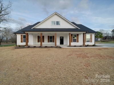 New construction Single-Family house 4020 Landsford Road, Marshville, NC 28103 - photo 0