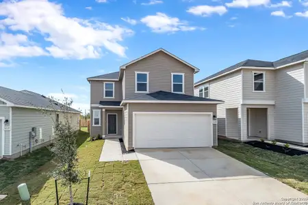 New construction Single-Family house 5218 Big Oak Run, Elmendorf, TX 78112 - image