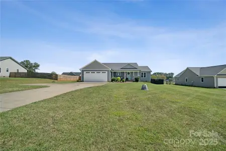 New construction Single-Family house 142 Alf Hoover Rd, Lincolnton, NC 28092 - image