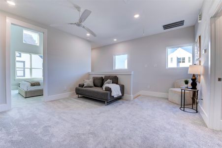 New construction Single-Family house 5144 Rosslyn Rd, Houston, TX 77018 - image 13