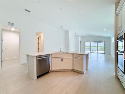 New construction Single-Family house 255 Monet Trl, Bradenton, FL 34212 plan St. Thomas - image 8