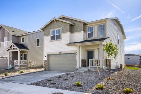 New construction Single-Family house 365 Wildflower Ct, Bennett, CO 80102 plan Grove - image