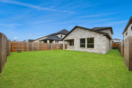New construction Single-Family house 7238 Blue Gentiana Ln, Katy, TX 77493 - image
