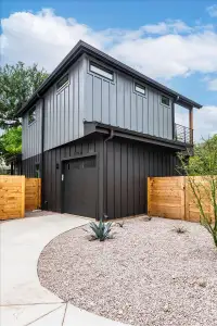 New construction Single-Family house 1713 E M Franklin Ave, Unit 2, Austin, TX 78721 - image 20