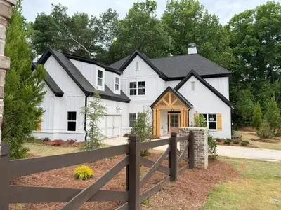 New construction Single-Family house 2962 Graham Gardens Ln, Marietta, GA 30062 - image