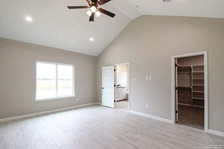 New construction Single-Family house 213 Colonial Lane, La Vernia, TX 78121 - photo 13 13