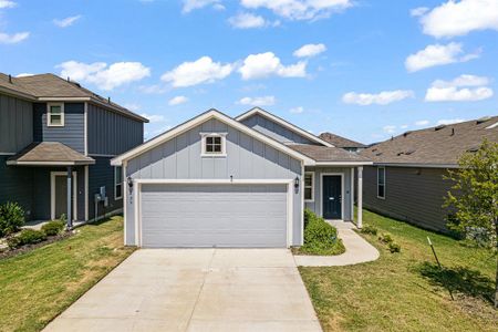 New construction Single-Family house 429 Stone Water Lane, Jarrell, TX 76537 - photo 0