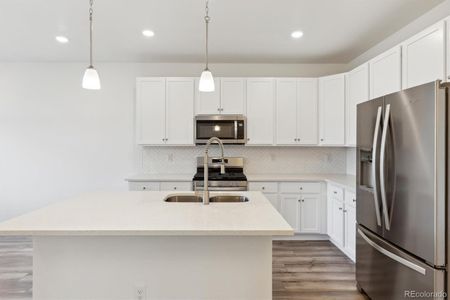 New construction Townhouse house 6962 Huddersfield Ln, Castle Pines, CO 80108 Avalon- photo 8 8