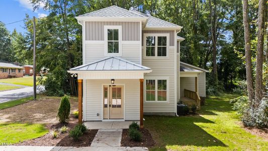 New construction Single-Family house 117 E Hamby St Street, Clayton, NC 27520 - photo 0