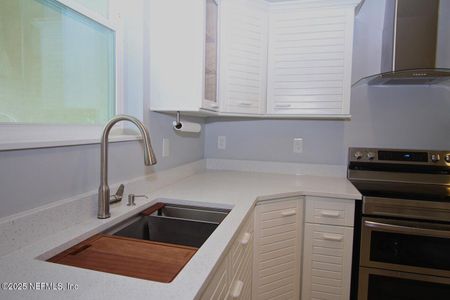New construction Single-Family house 4519 Hood Rd, Jacksonville, FL 32257 null- photo 9 9