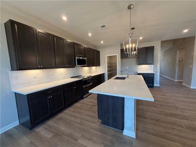 New construction Single-Family house 713 Crystal Lake Pkwy, Hoschton, GA 30548 plan Ivy - image