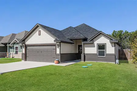New construction Single-Family house 924 Colorado Riv, Granbury, TX 76048 - image