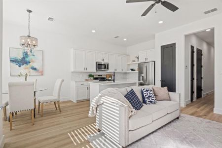 New construction Townhouse house 154 W 17Th St, Mount Pleasant, TX 75455 - image 9