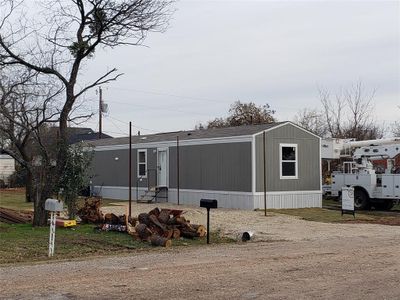 New construction Manufactured Home house 5717 Arkansas Trail, Granbury, TX 76048 - photo 0