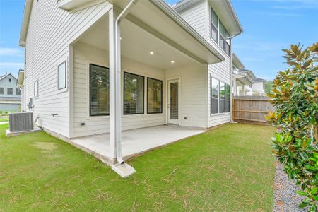 New construction Single-Family house 348 Summer Place Dr, Montgomery, TX 77356 plan Newport - image 4