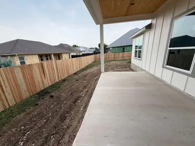 New construction Single-Family house 406 Hogans Place Pl, Meadowlakes, TX 78654 - image