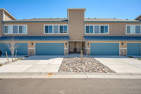 New construction Townhouse house 9642 E Idaho Place, Aurora, CO 80247 - photo 0