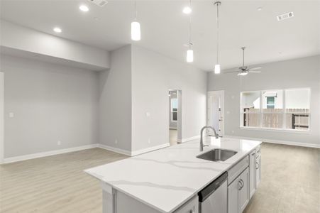 New construction Single-Family house 600 C-Bar Ranch Trl, Unit 118, Cedar Park, TX 78613 plan Cross Creek 2311 - image 11