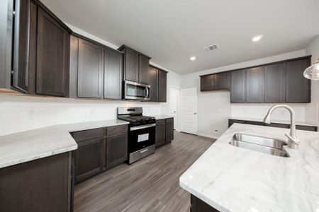 New construction Single-Family house 3036 Bristlegrass St, Brookshire, TX 77423 plan The Landry - image 5