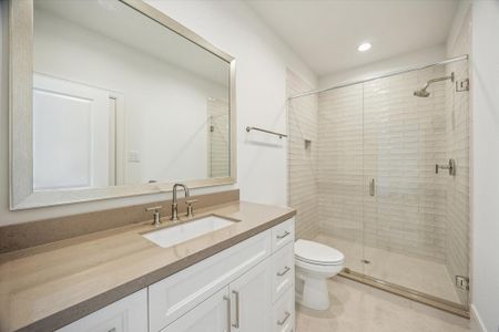 New construction Single-Family house 211 Sutton Row Pl, Houston, TX 77024 plan The Sutton - image 5