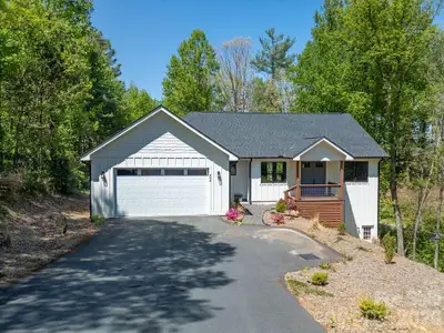 New construction Single-Family house 404 High Ridge Dr, Mills River, NC 28759 - image