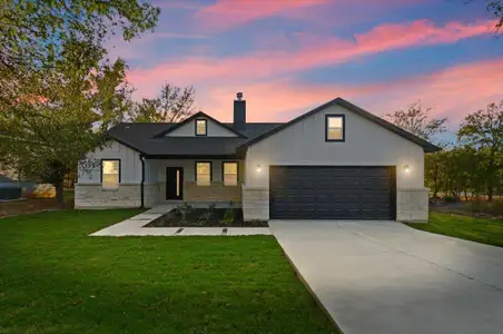 New construction Single-Family house 105 Keomuku, Bastrop, TX 78602 - image