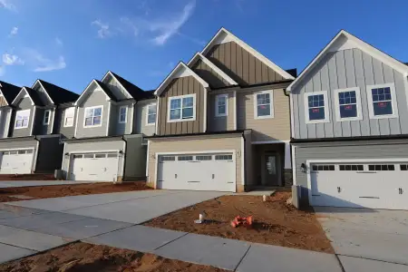 New construction Townhouse house 3138 Cathedral Comb Dr, Apex, NC 27502 plan Marigold - Interior Home - image