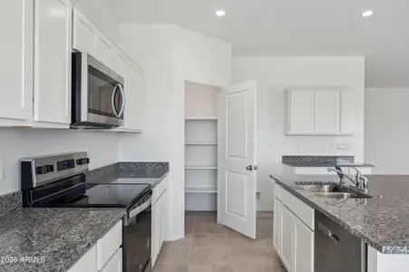 New construction Single-Family house 1561 E Glazier Dr, Casa Grande, AZ 85122 - image