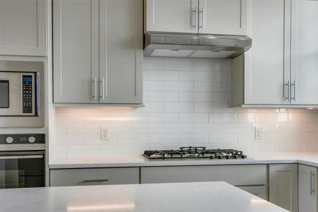 New construction Townhouse house 4651 New Water Ln, Dallas, TX 75219 - image