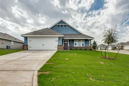 New construction Single-Family house 313 Sam Dr, Hillsboro, TX 76645 - image