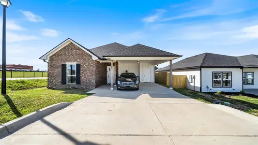 New construction Single-Family house 301 Paschall Blvd, Mabank, TX 75147 - image