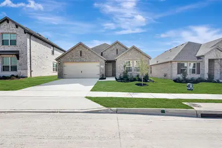 New construction Single-Family house 764 Grand Dale Dr, Lavon, TX 75166 plan Shipton - 40' Smart Series - image