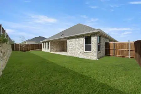 New construction Single-Family house 732 Brozgold Ave, Midlothian, TX 76065 plan Seville Single Story - image 4