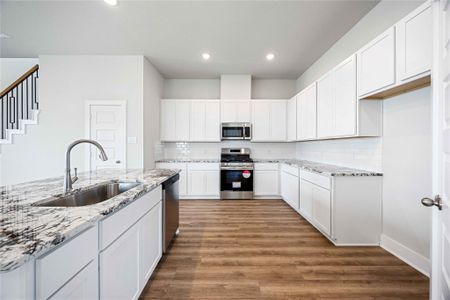 New construction Single-Family house 13435 Sun Cay Dr, Houston, TX 77047 plan Mac Arthur - image 4