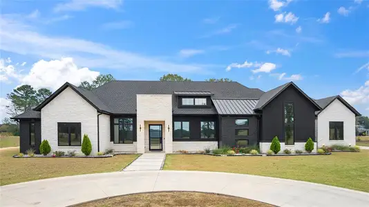 New construction Single-Family house 2804 Buchanan Rd, Hallsville, TX 75650 - image