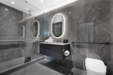 New construction Condo house 20 Ne 11Th St, Unit 4006, Miami, FL 33132 - image