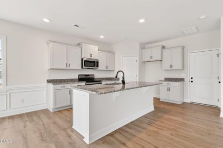 New construction Single-Family house 203 Hillwood Dr, Sanford, NC 27332 plan The Gaston II - image 9