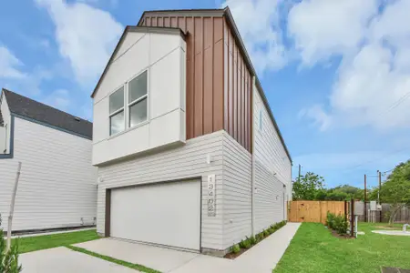 New construction Single-Family house 13402 Sombrero Cay Dr, Houston, TX 77047 - image