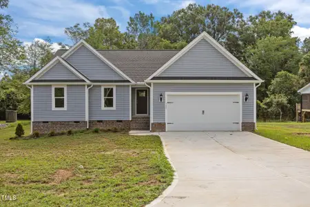 New construction Single-Family house 121 Tanglewood Dr, Louisburg, NC 27549 - image