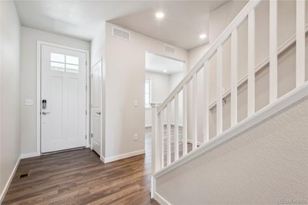 New construction Single-Family house 3352 N Highlands Creek Pkwy, Aurora, CO 80019 Vail II- photo 0