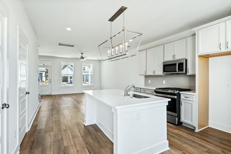 New construction Single-Family house 816 Gentle Breeze Dr, Summerville, SC 29486 null- photo 9 9