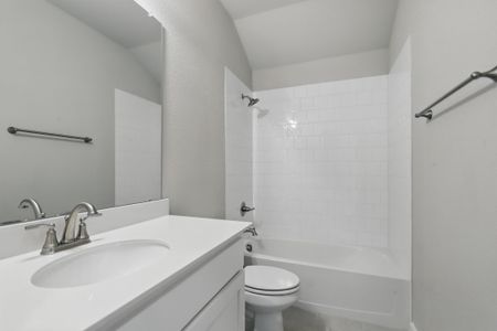 New construction Single-Family house 107 R.J, Smith St, Boyd, TX 76023 plan McKinley I - image 4